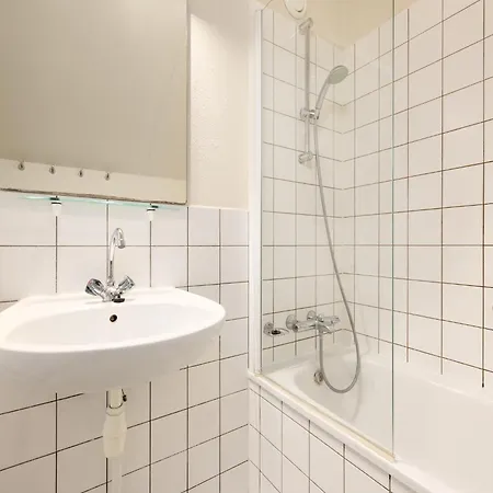 Holiday home Comfy With Dishwasher, 3 Km From *